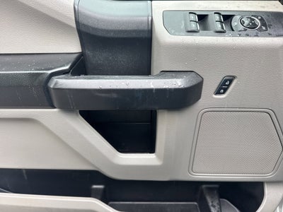 2017 Ford Super Duty F-350 SRW XL