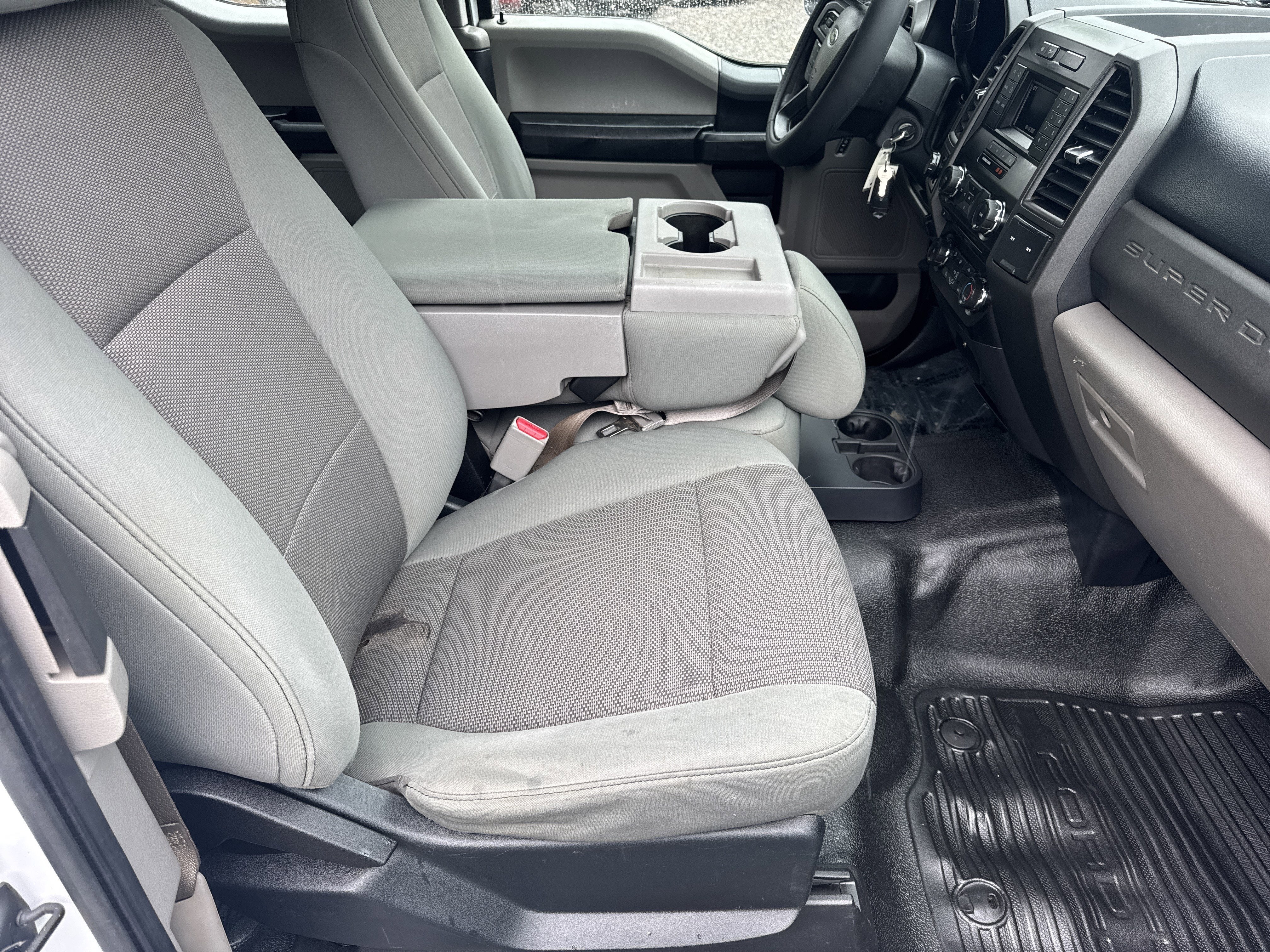 2017 Ford Super Duty F-350 SRW XL