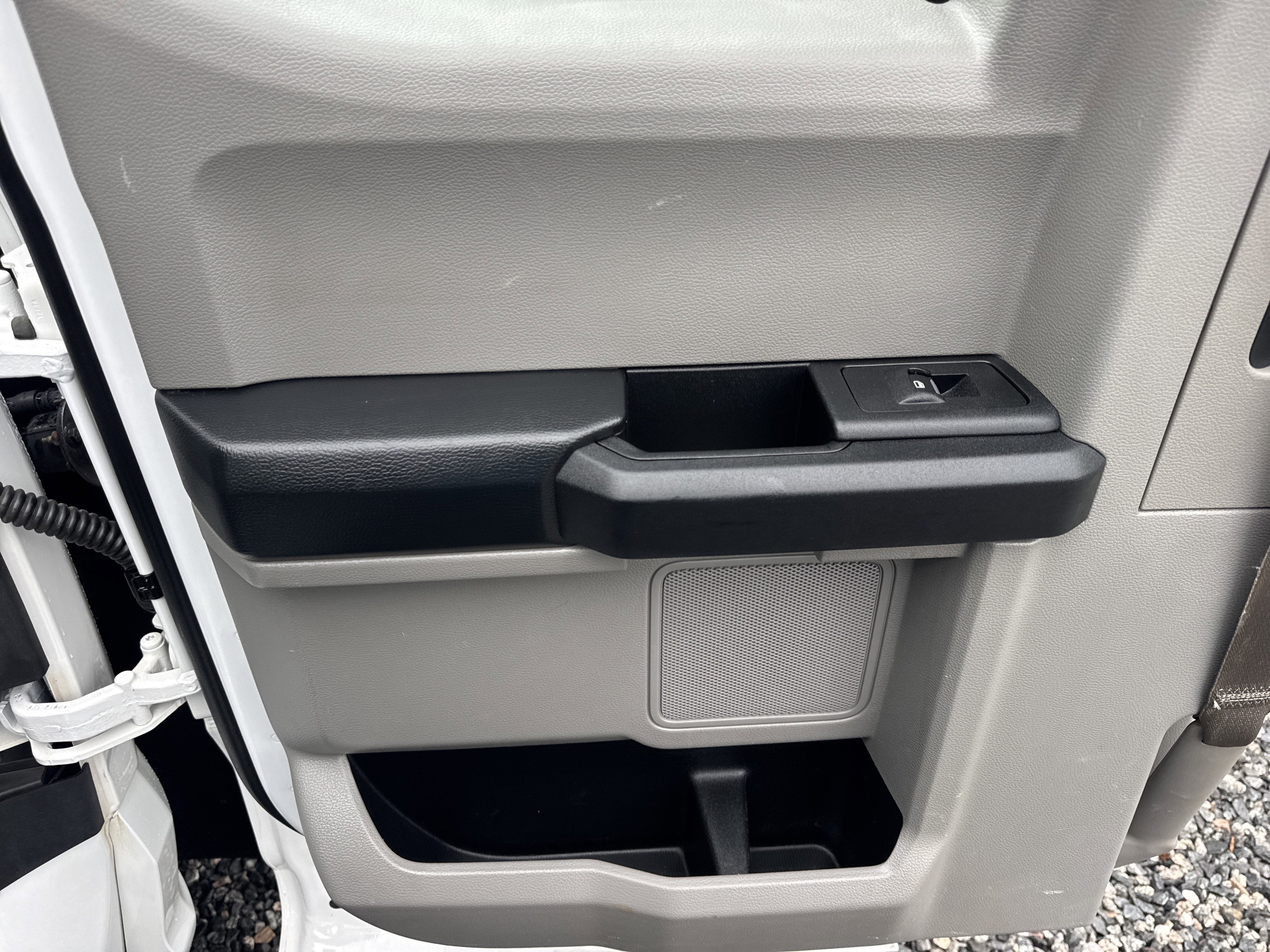2017 Ford Super Duty F-350 SRW XL