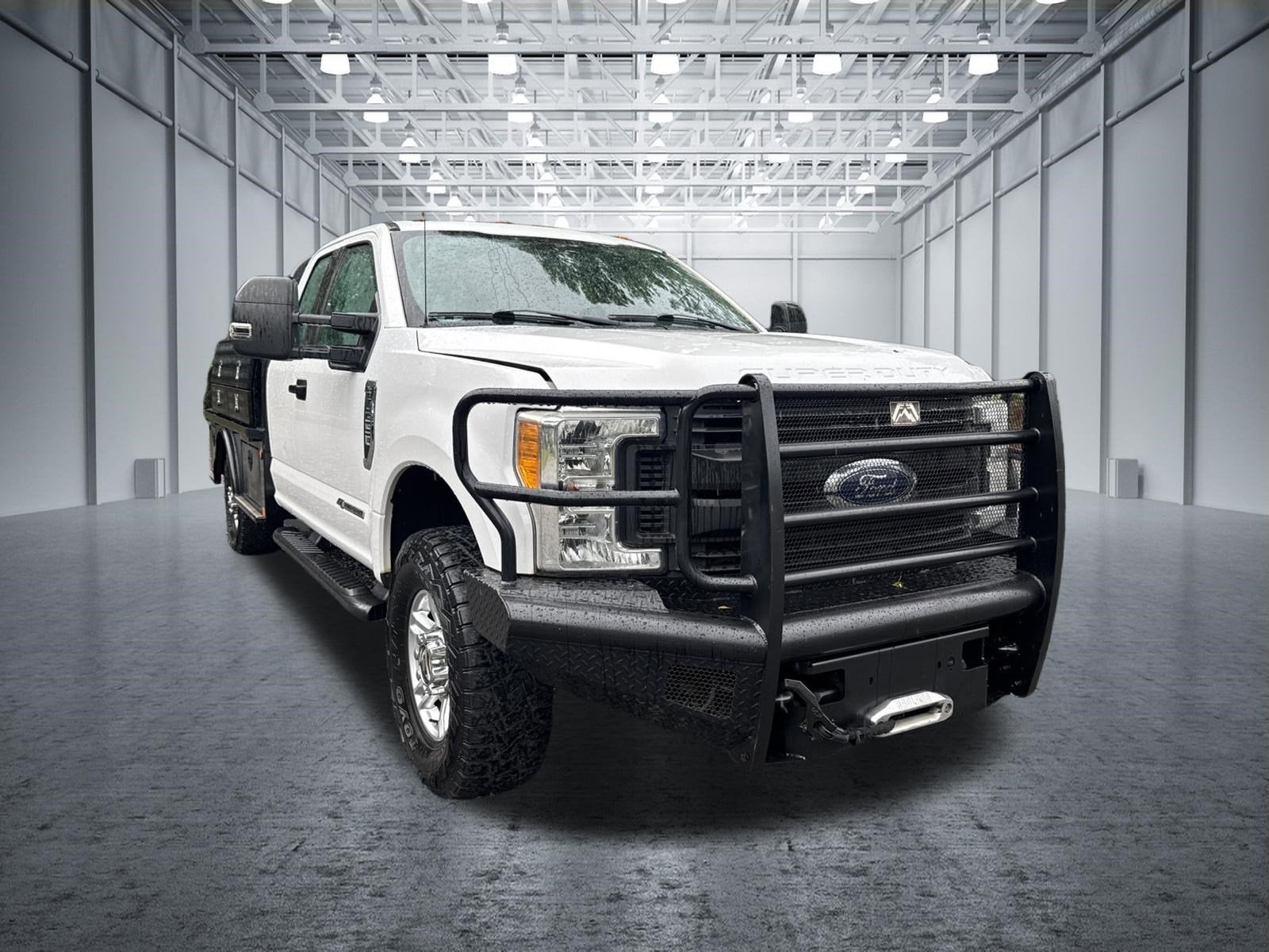 2017 Ford Super Duty F-350 SRW XL