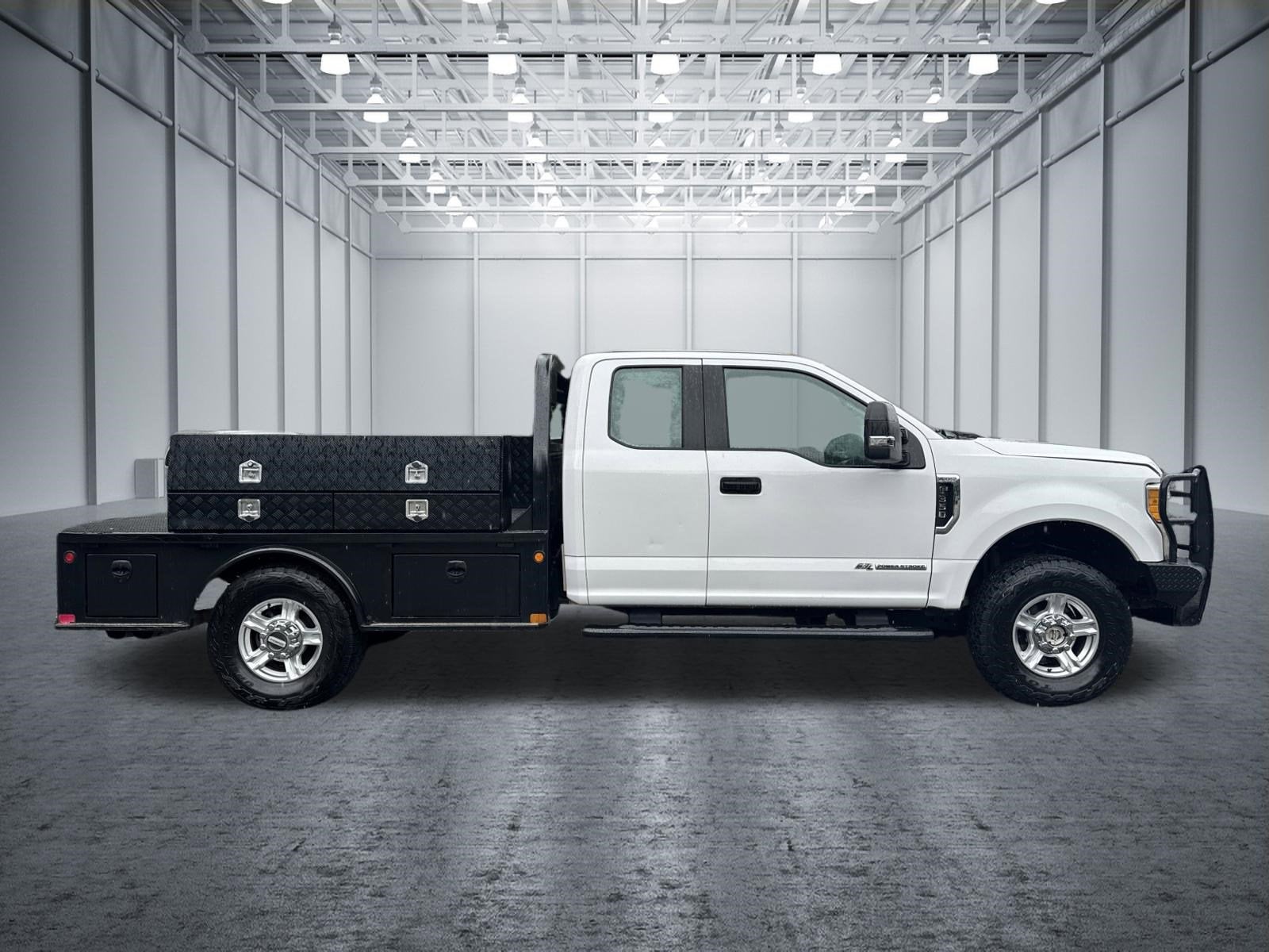 2017 Ford Super Duty F-350 SRW XL