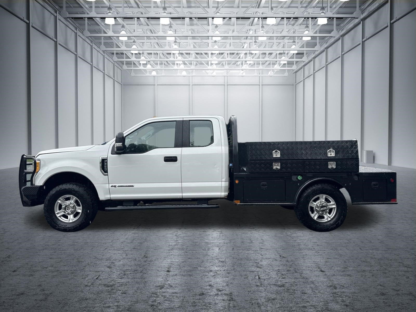 2017 Ford Super Duty F-350 SRW XL