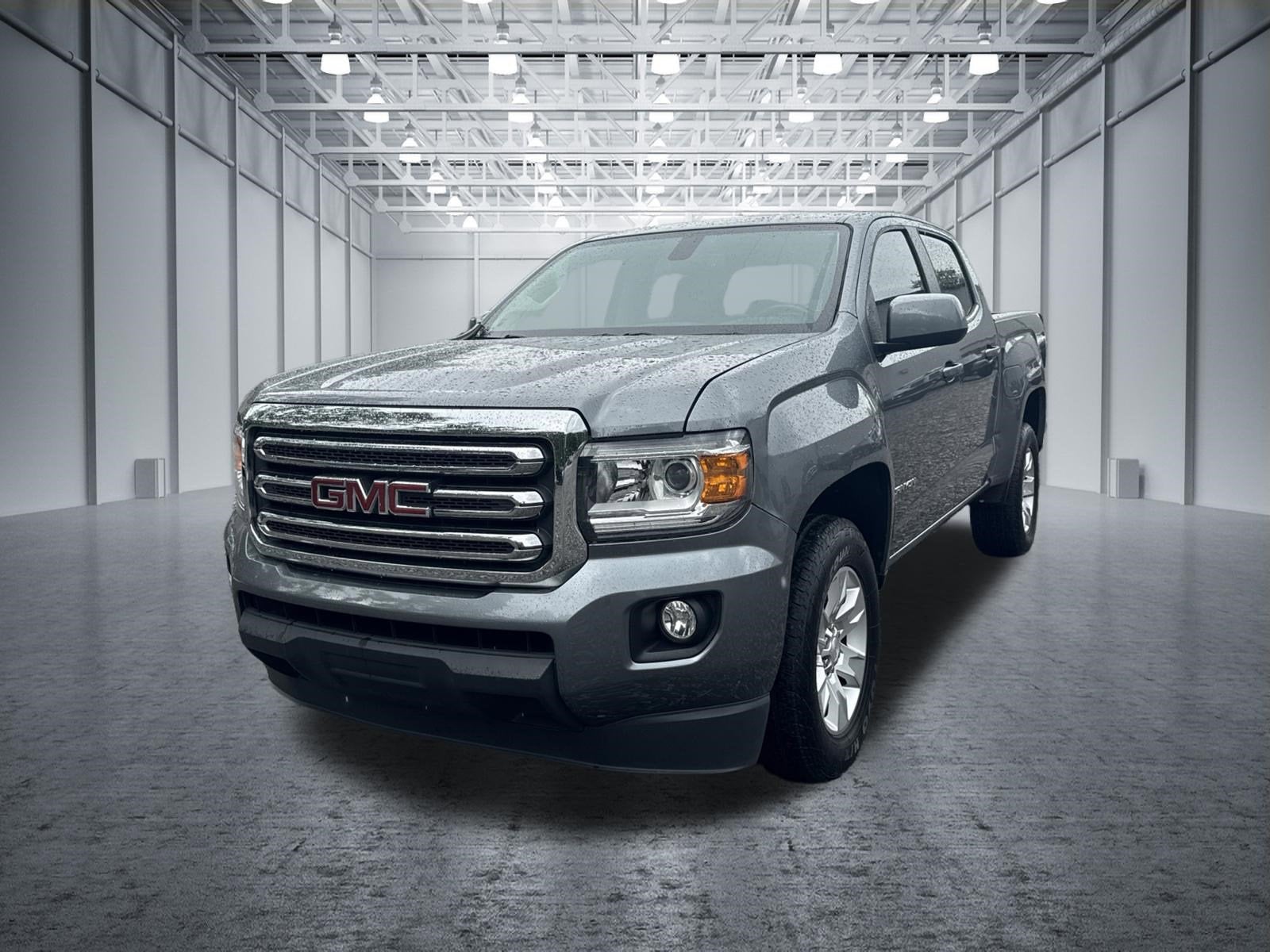 2018 GMC Canyon 2WD SLE Crew Cab Short Box's photo