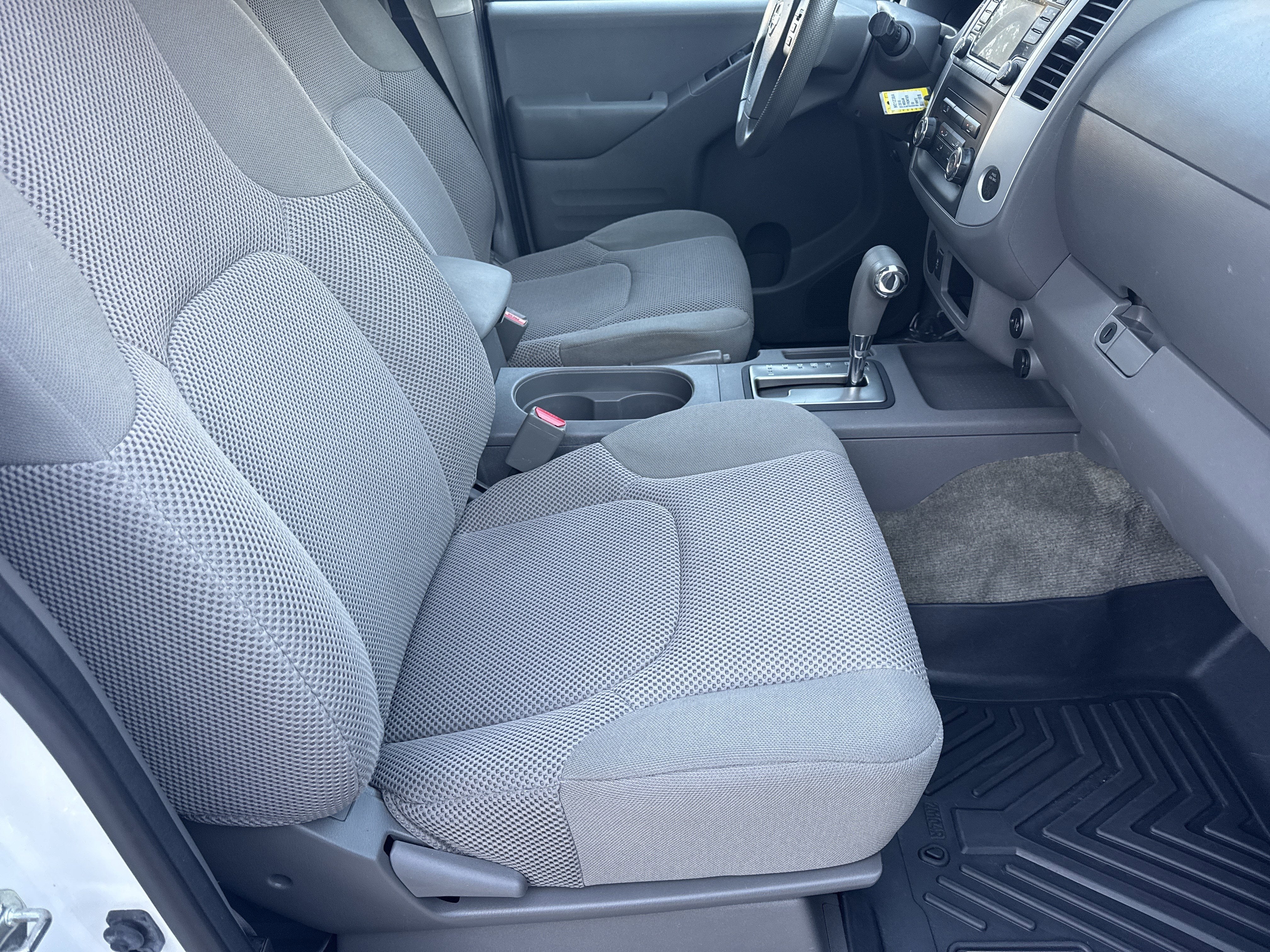 2018 Nissan Frontier SV V6