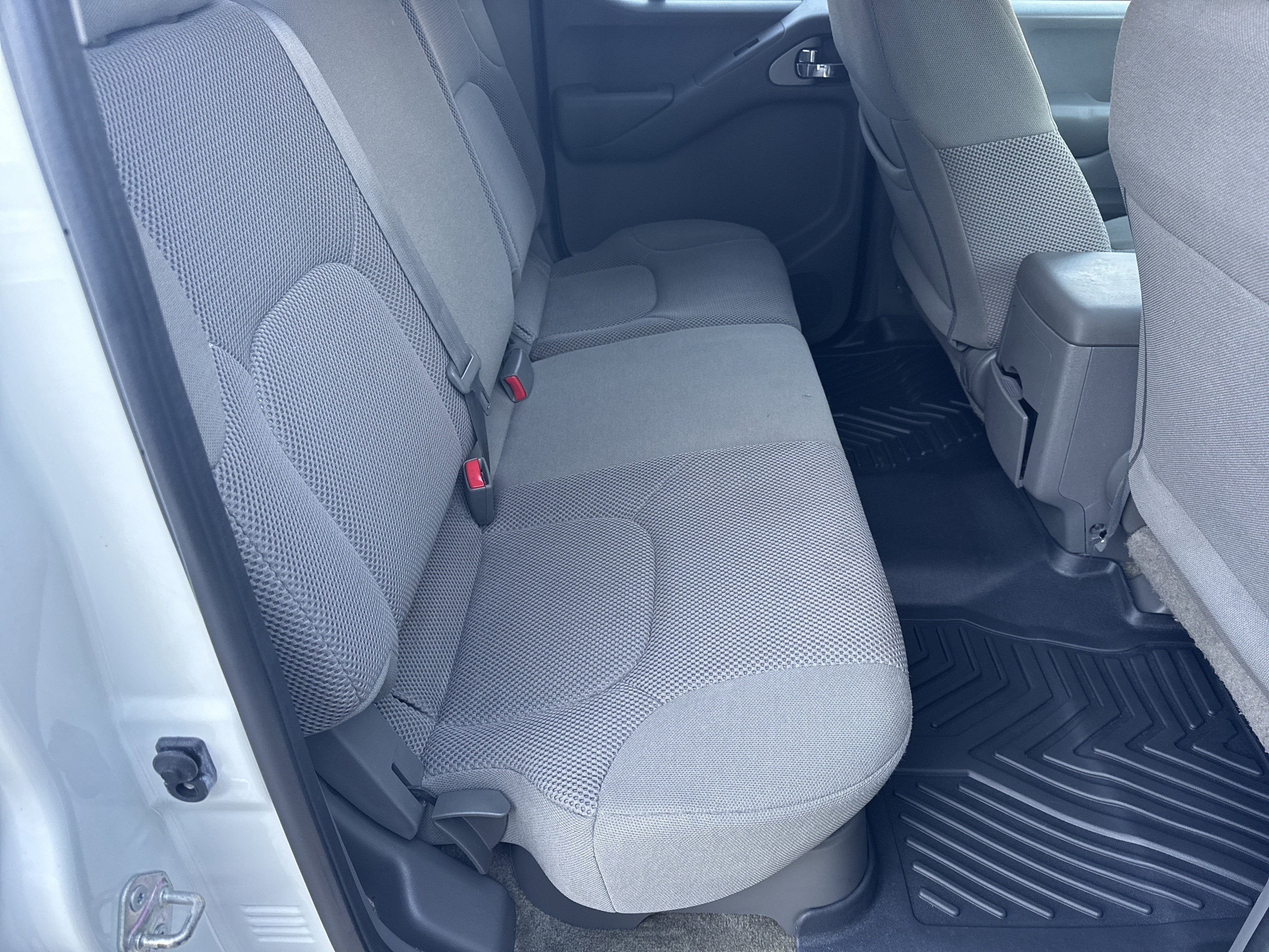 2018 Nissan Frontier SV V6