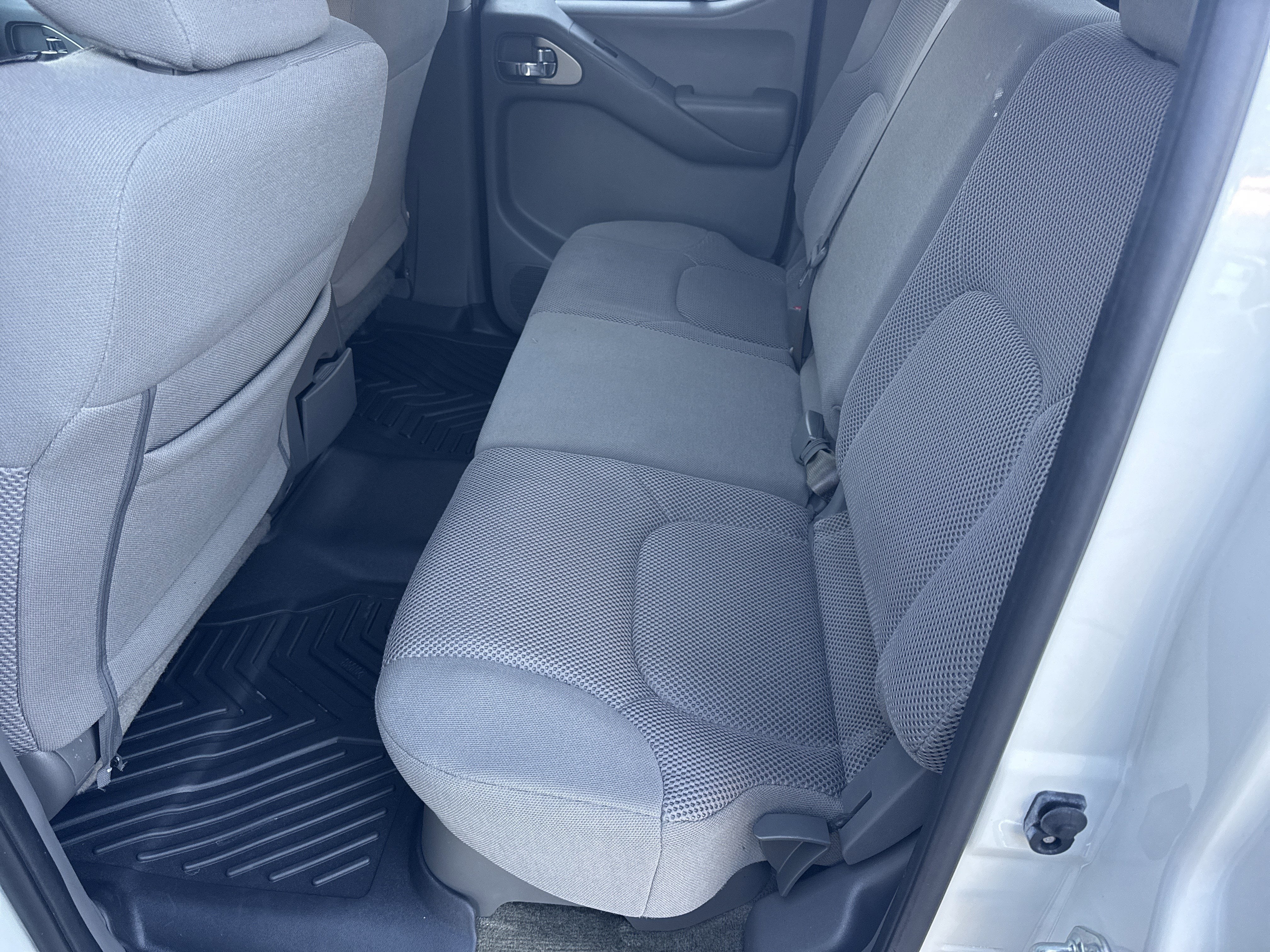 2018 Nissan Frontier SV V6