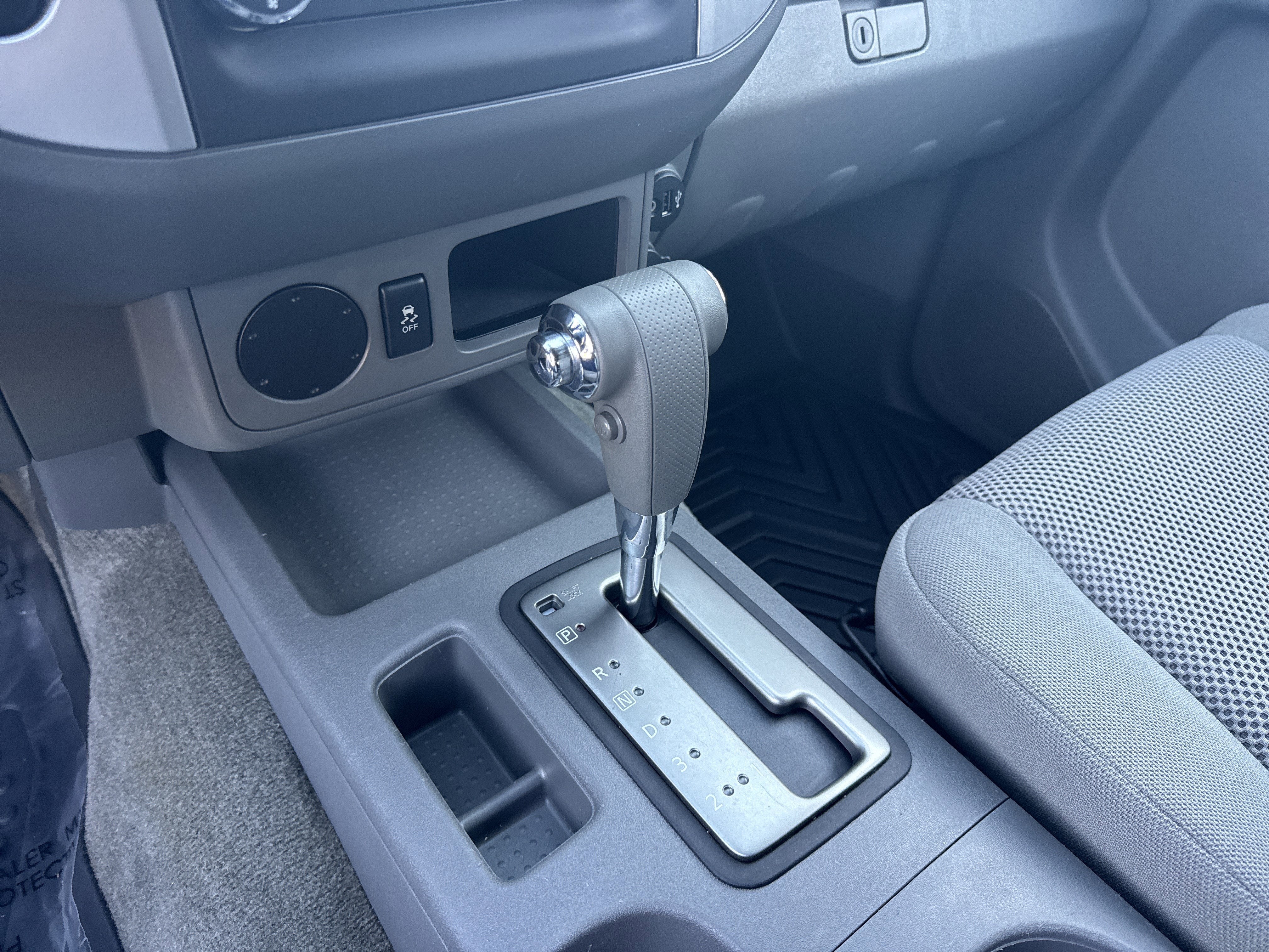 2018 Nissan Frontier SV V6