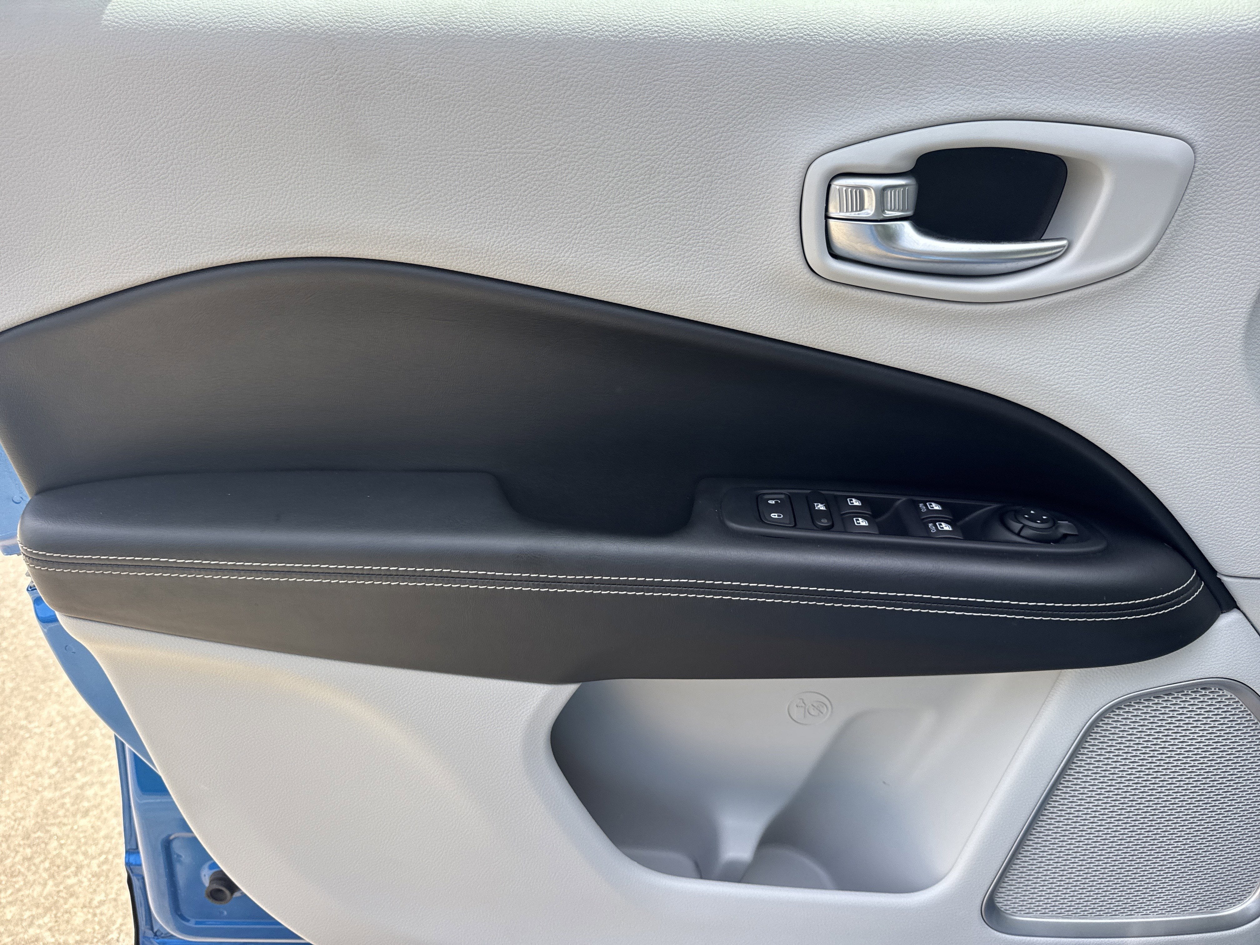 2019 Jeep Compass Latitude w/Sun/Wheel Pkg