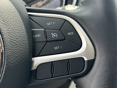 2019 Jeep Compass Latitude w/Sun/Wheel Pkg