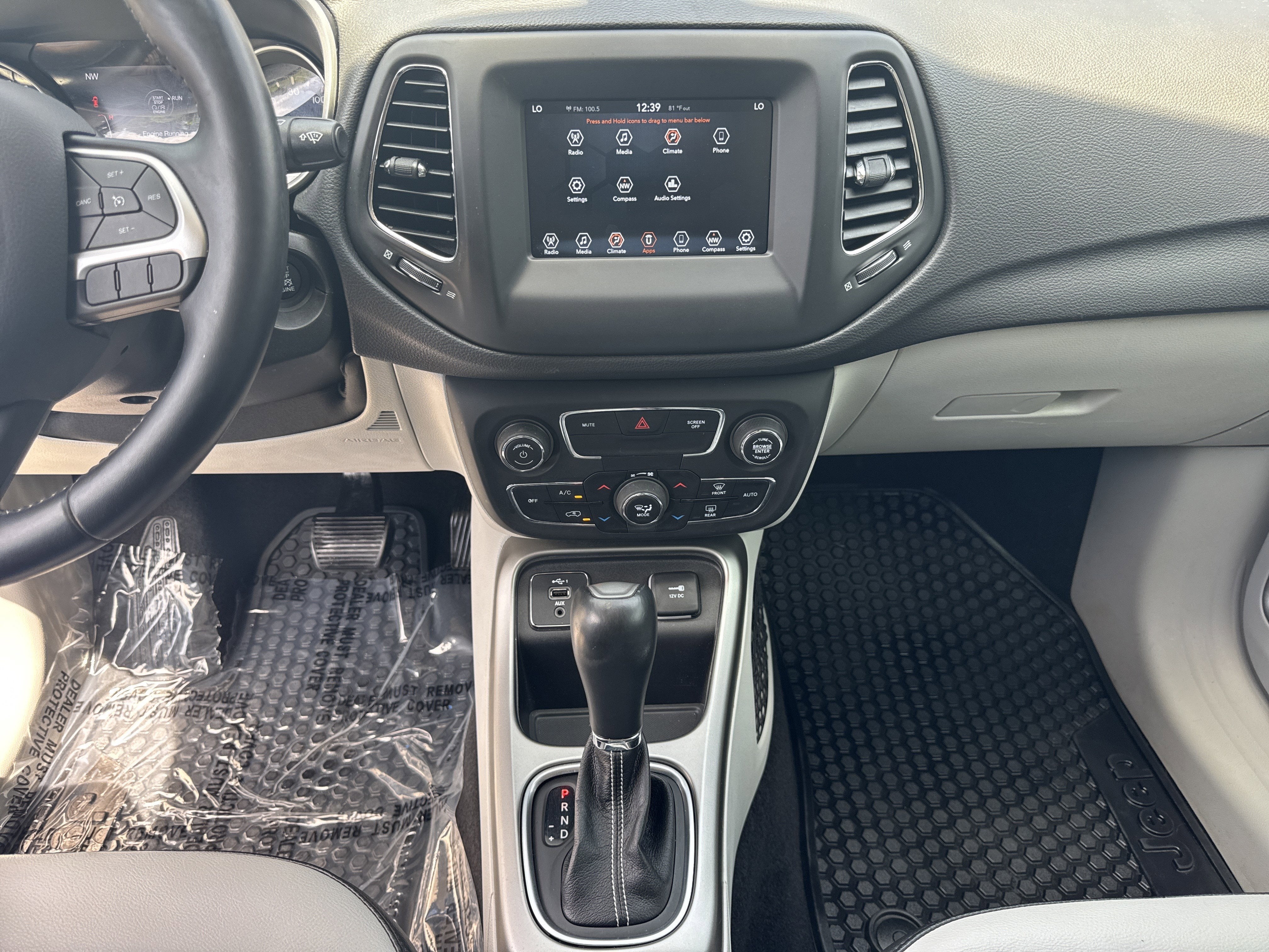 2019 Jeep Compass Latitude w/Sun/Wheel Pkg