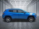 2019 Jeep Compass Latitude w/Sun/Wheel Pkg