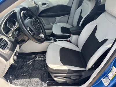 2019 Jeep Compass Latitude w/Sun/Wheel Pkg