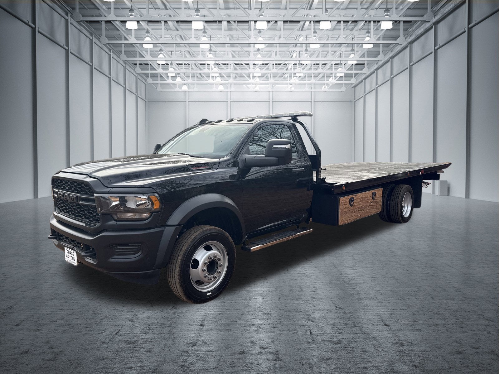 2023 RAM 5500 Chassis Cab Flatbed SLT