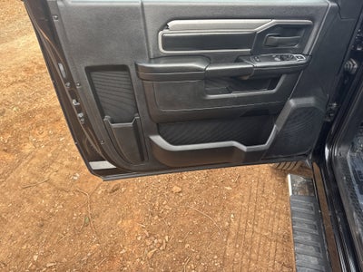 2023 RAM 5500 Chassis Cab Flatbed SLT