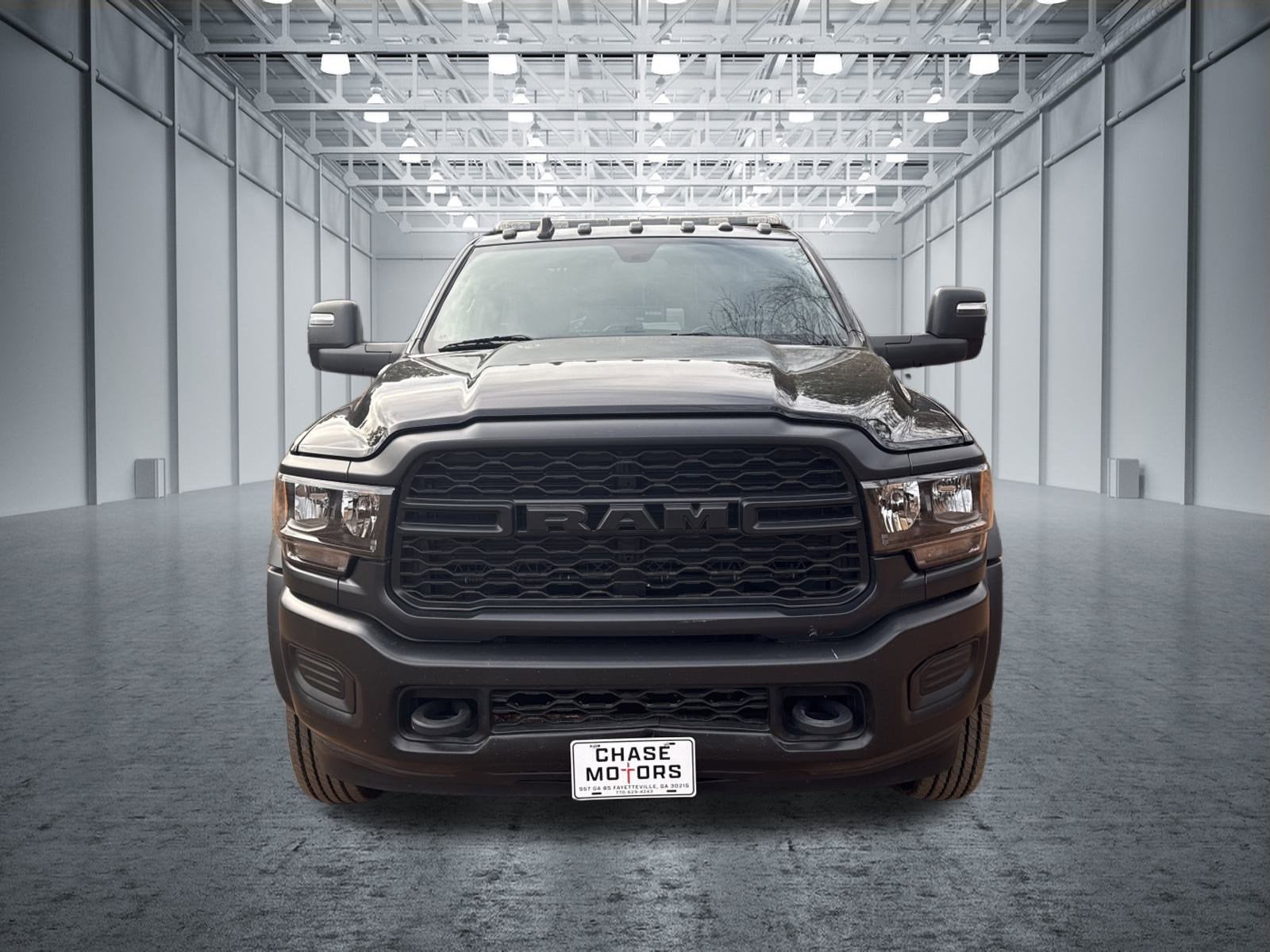 2023 RAM 5500 Chassis Cab Flatbed SLT