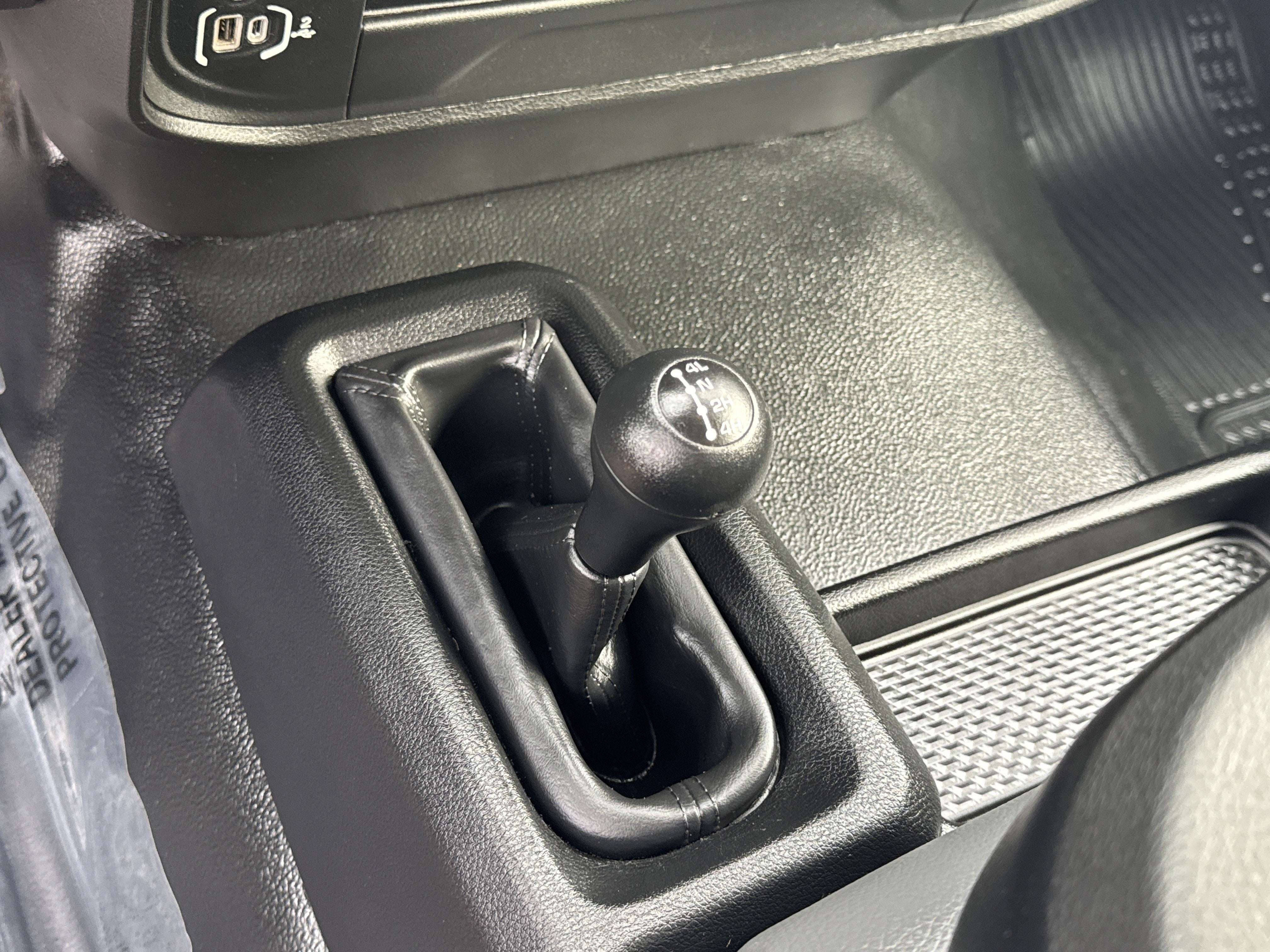 2023 RAM 5500 Chassis Cab Flatbed SLT