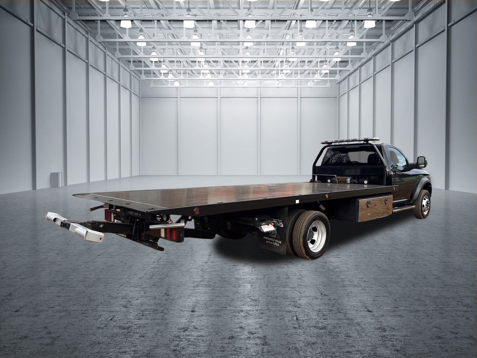 2023 RAM 5500 Chassis Cab Flatbed SLT