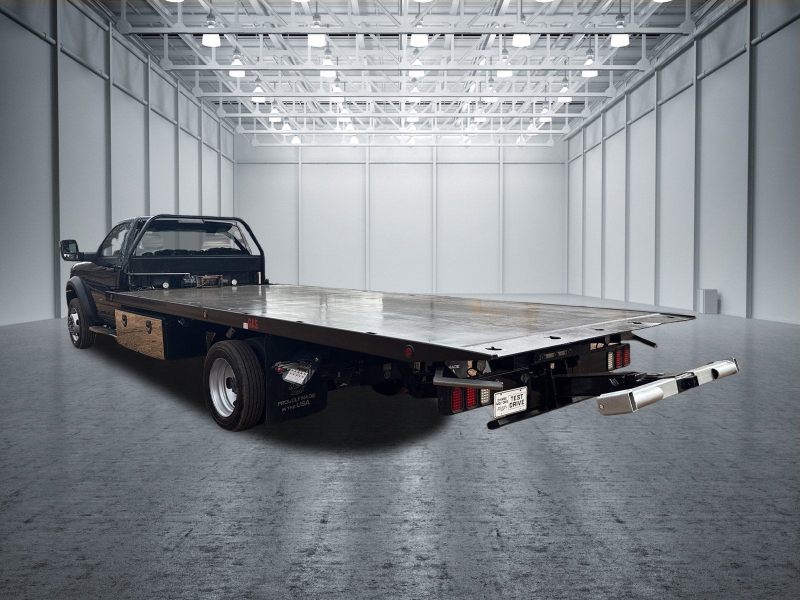2023 RAM 5500 Chassis Cab Flatbed SLT