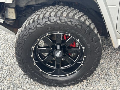2009 HUMMER H2 SUV Luxury