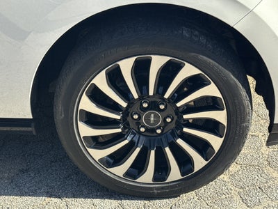 2022 Lincoln Navigator L Black Label