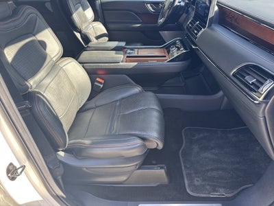 2022 Lincoln Navigator L Black Label