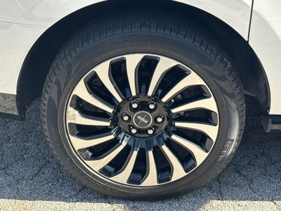 2022 Lincoln Navigator L Black Label