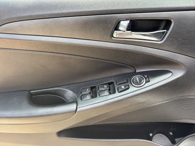 2011 Hyundai Sonata SE