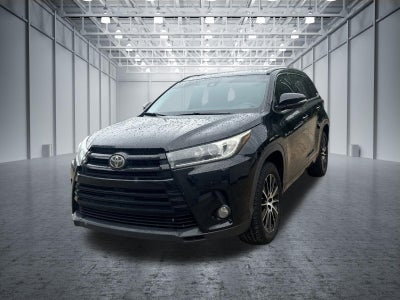 2017 Toyota Highlander SE