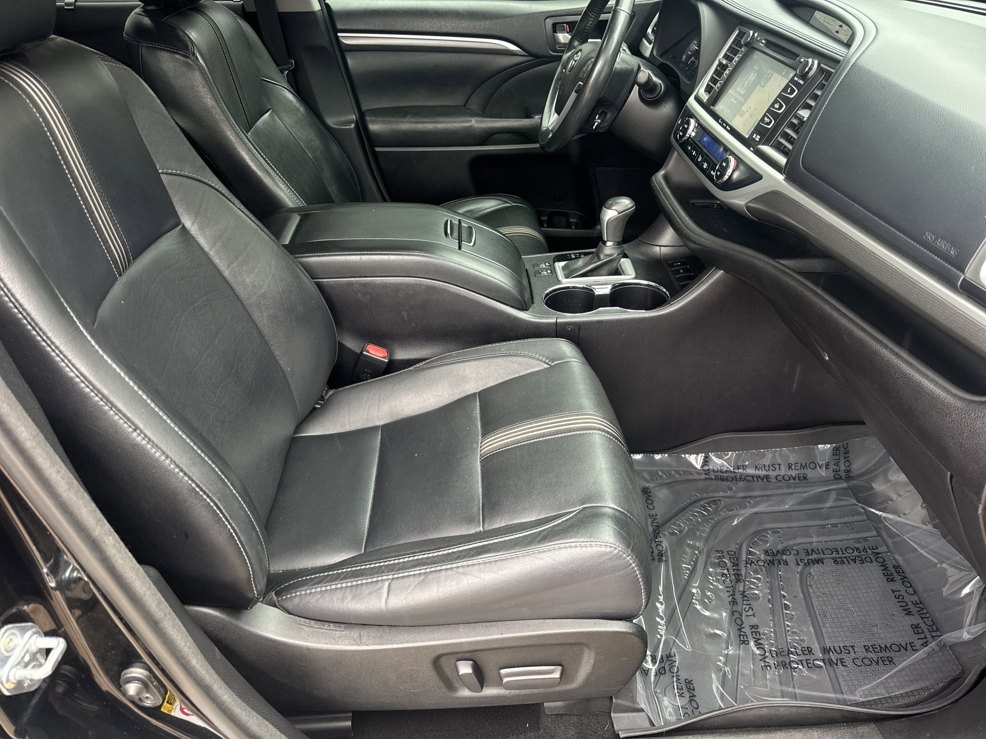 2017 Toyota Highlander SE