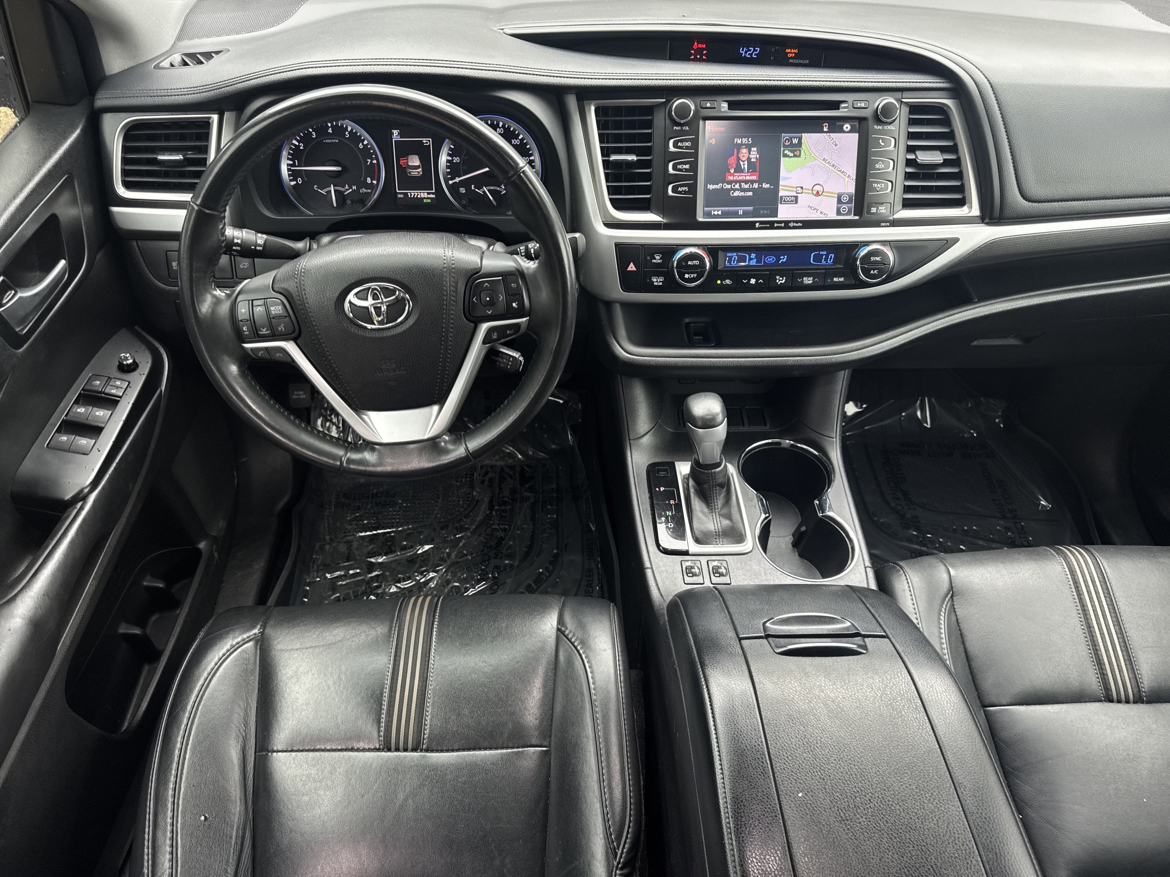 2017 Toyota Highlander SE