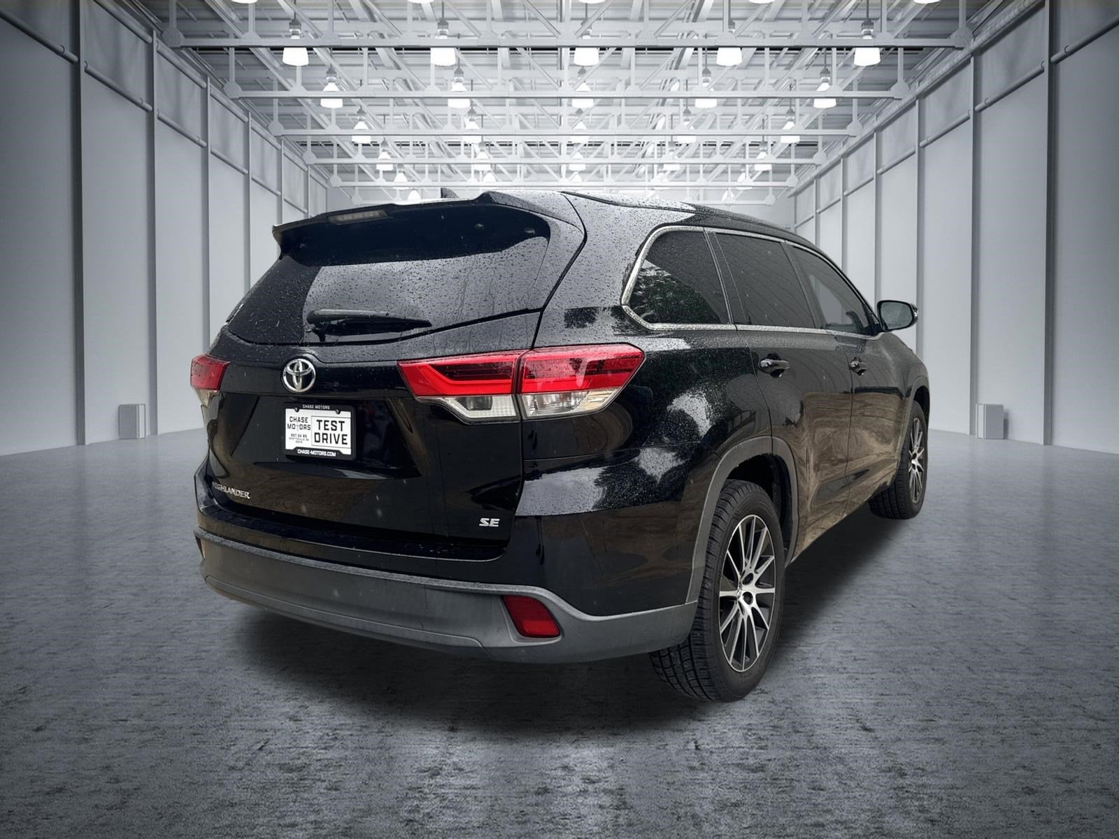 2017 Toyota Highlander SE