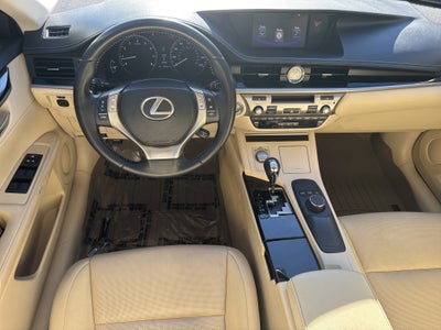 2015 Lexus ES 350 4dr Sdn