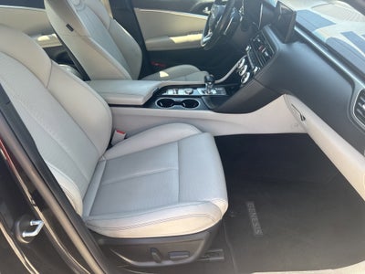 2022 Genesis G70 2.0T