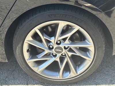 2022 Genesis G70 2.0T