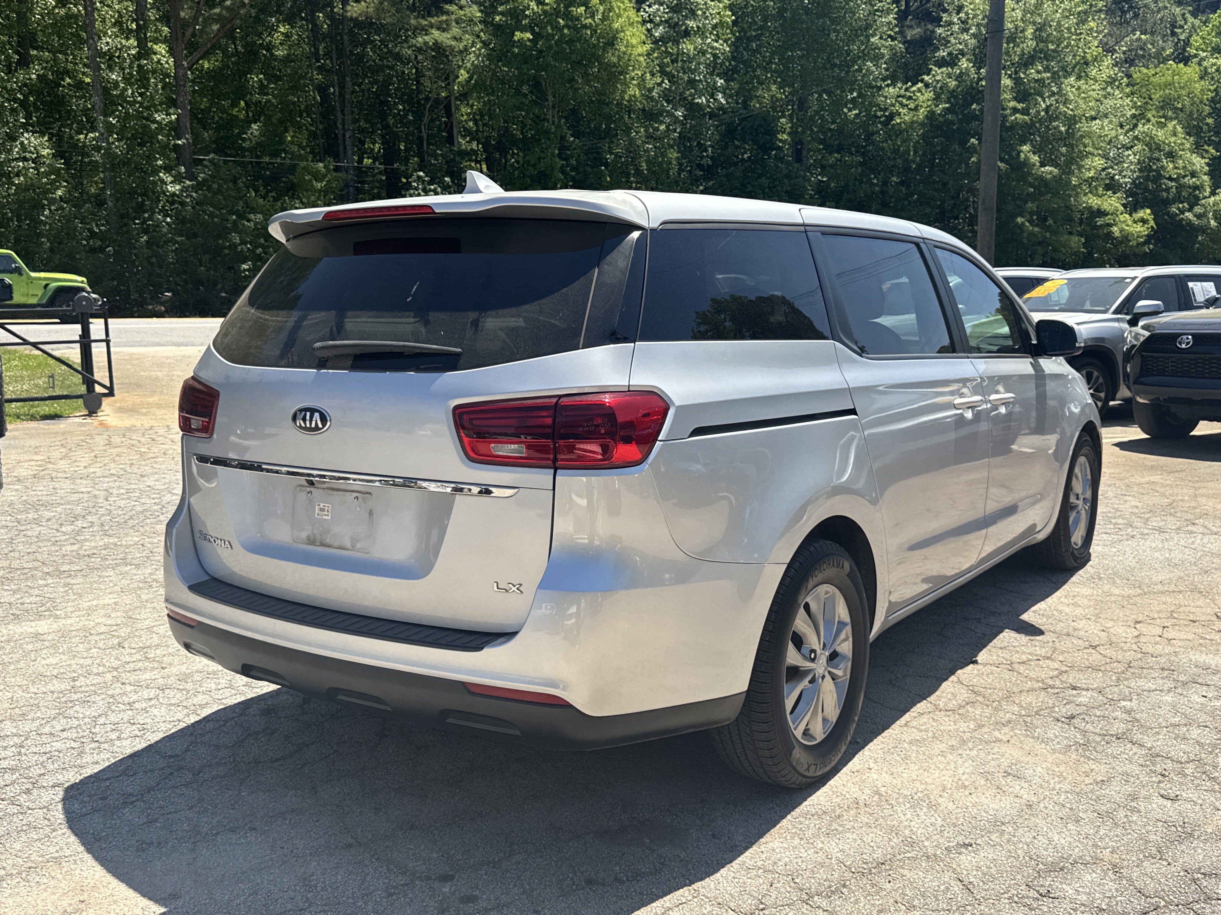 2020 Kia Sedona LX