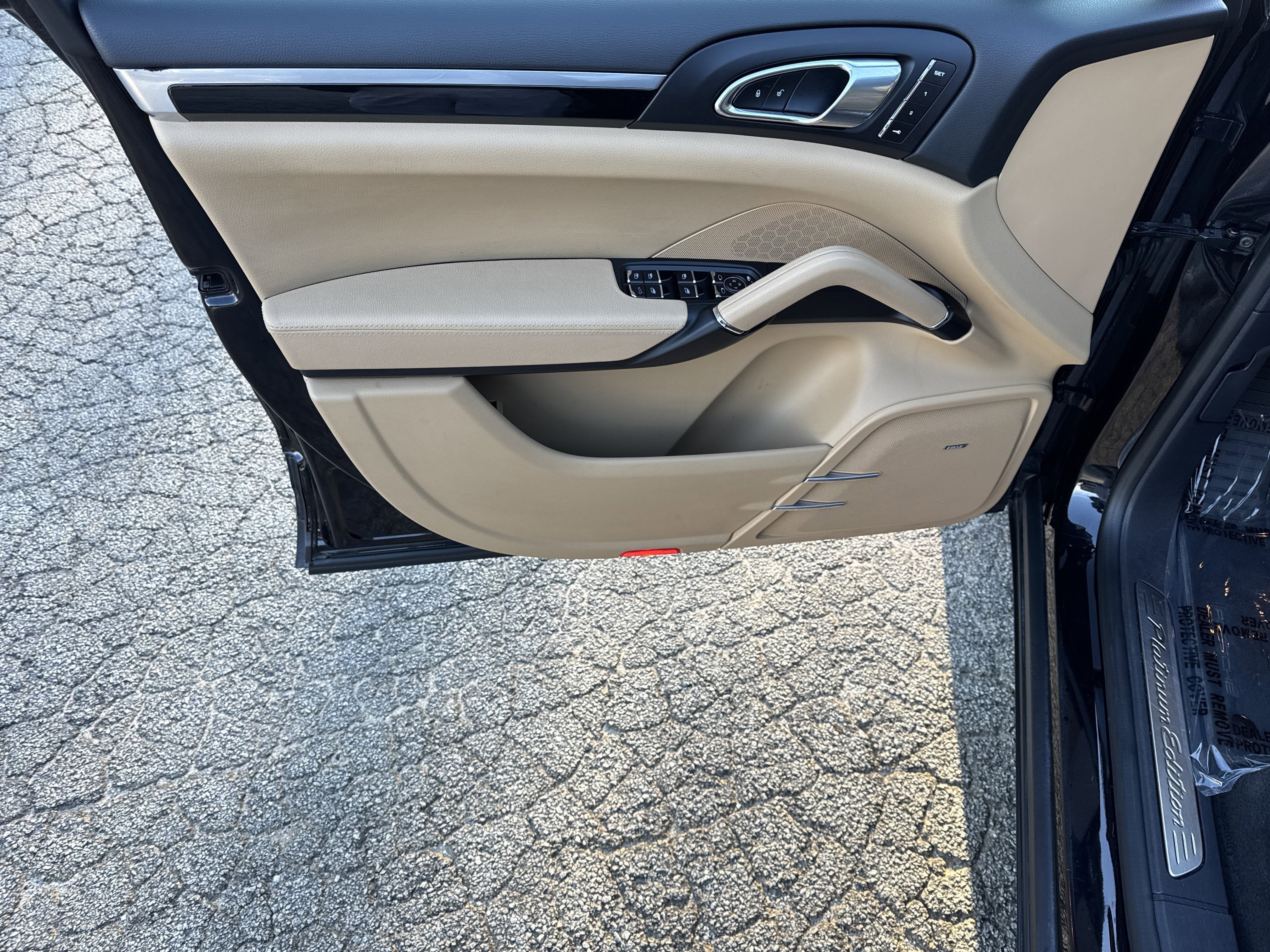 2017 Porsche Cayenne Base