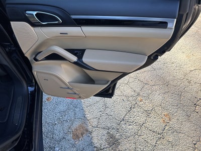 2017 Porsche Cayenne Base