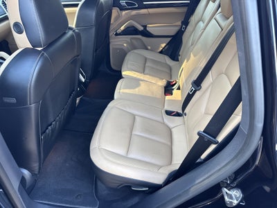 2017 Porsche Cayenne Base