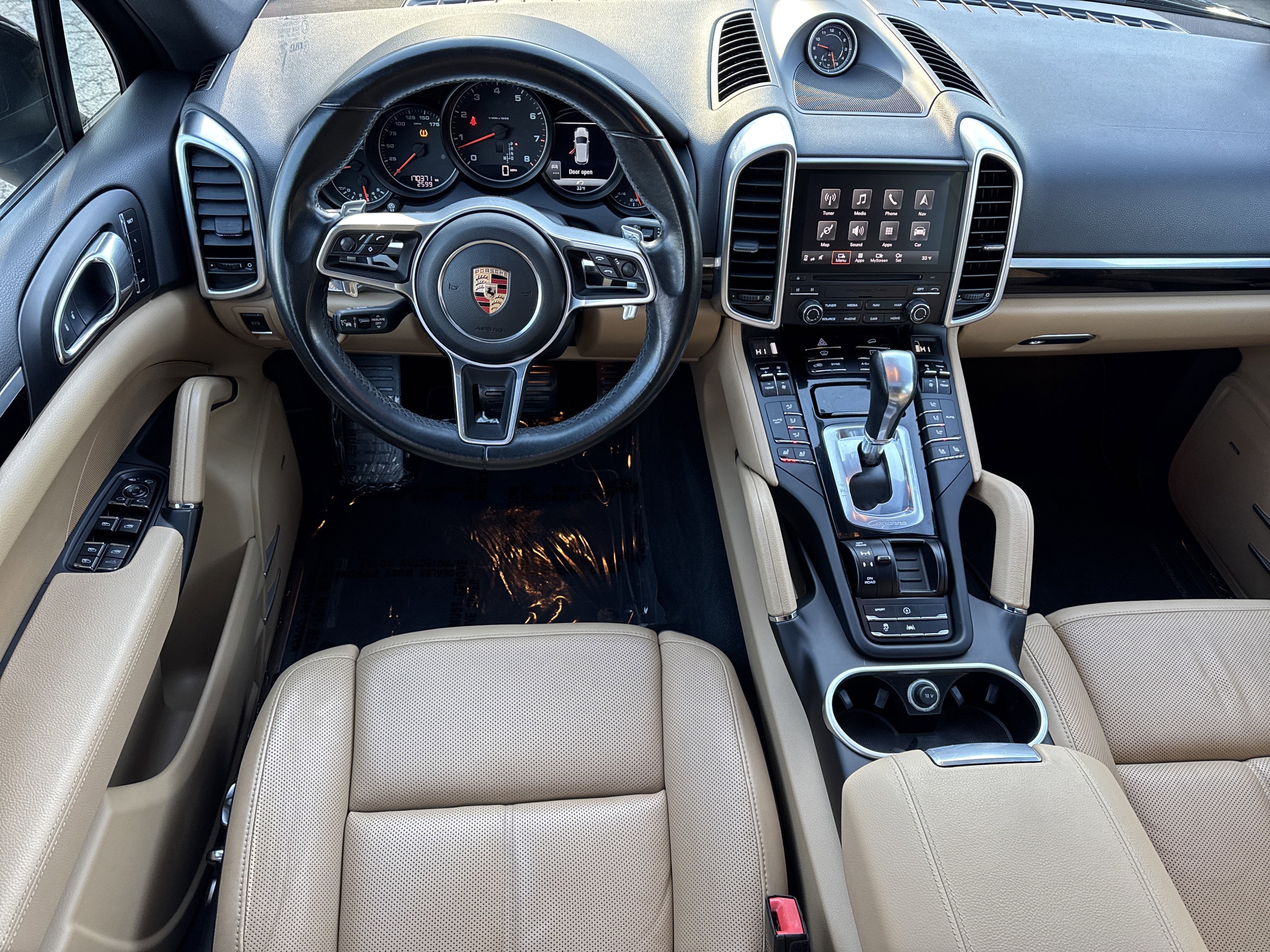 2017 Porsche Cayenne Base