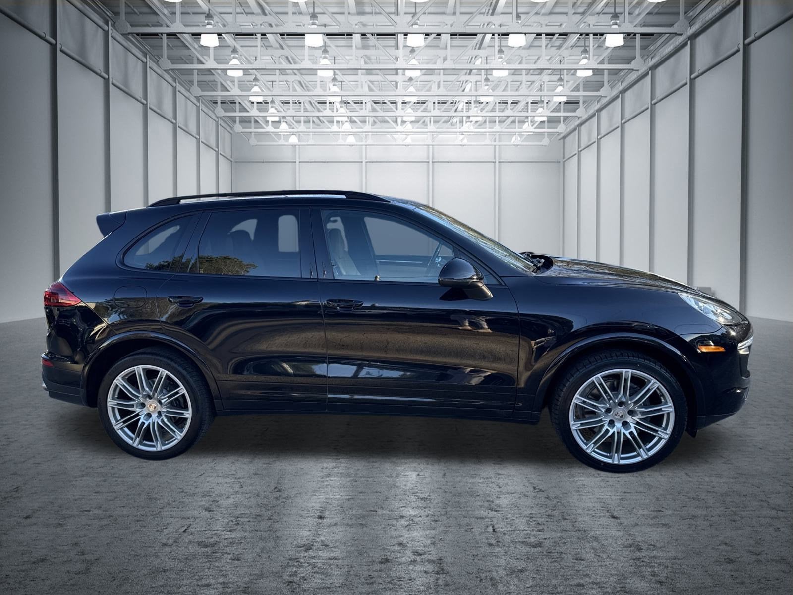 2017 Porsche Cayenne Base