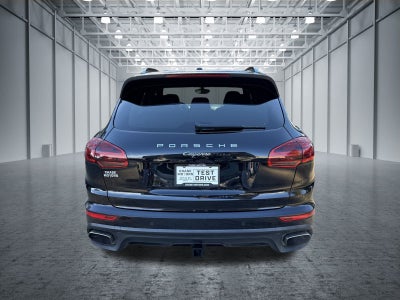 2017 Porsche Cayenne Base