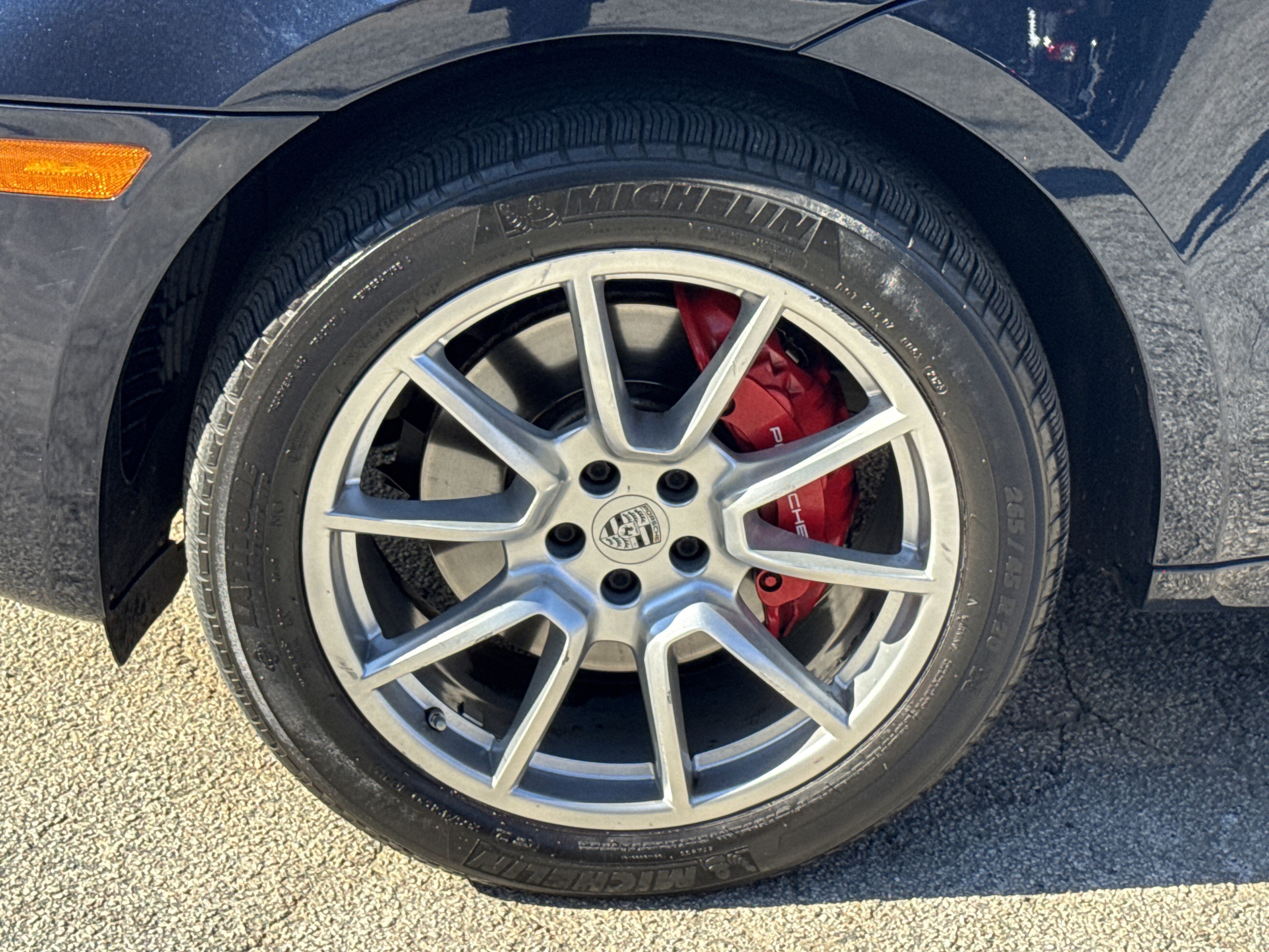 2018 Porsche Macan Turbo