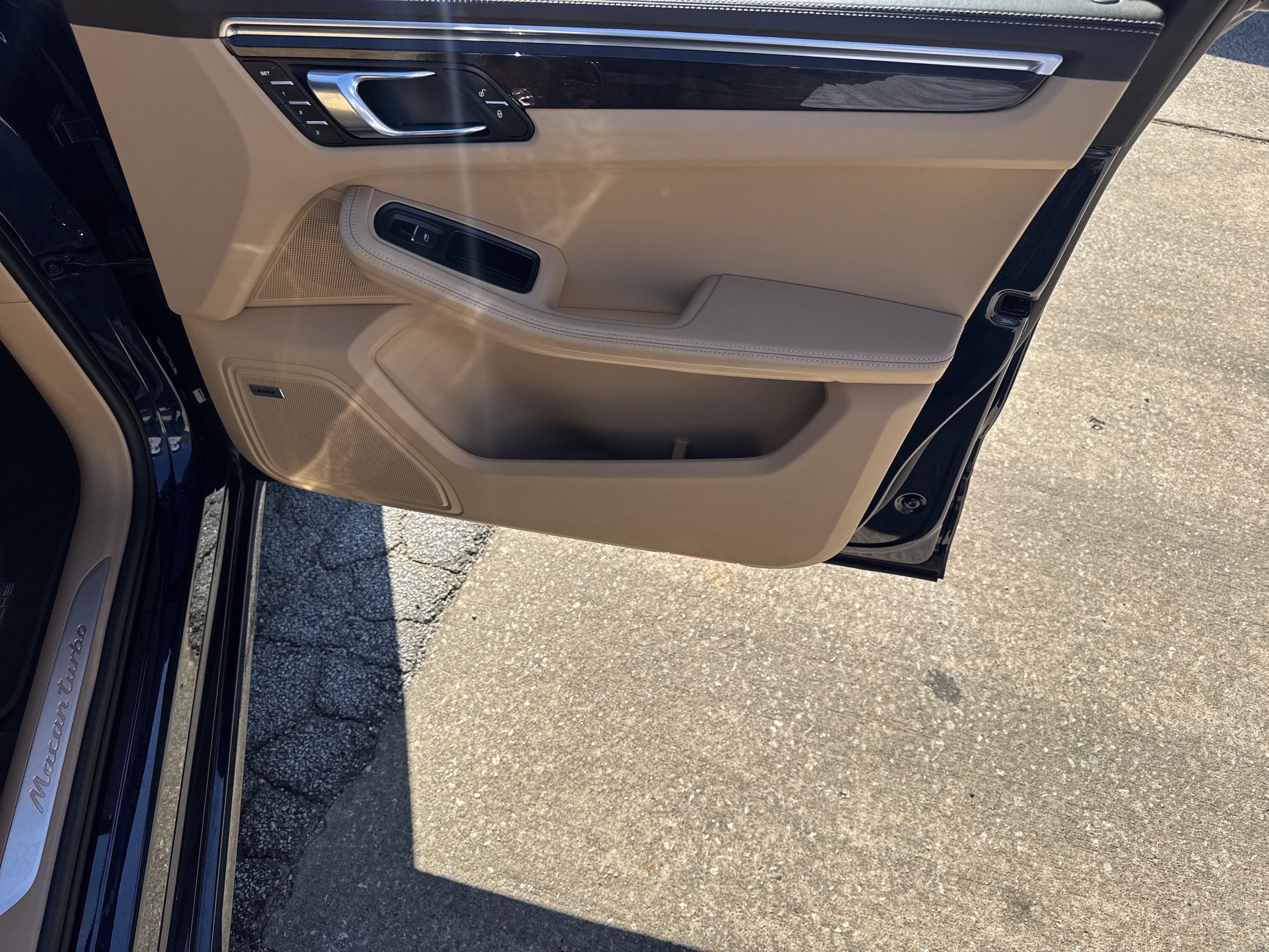 2018 Porsche Macan Turbo