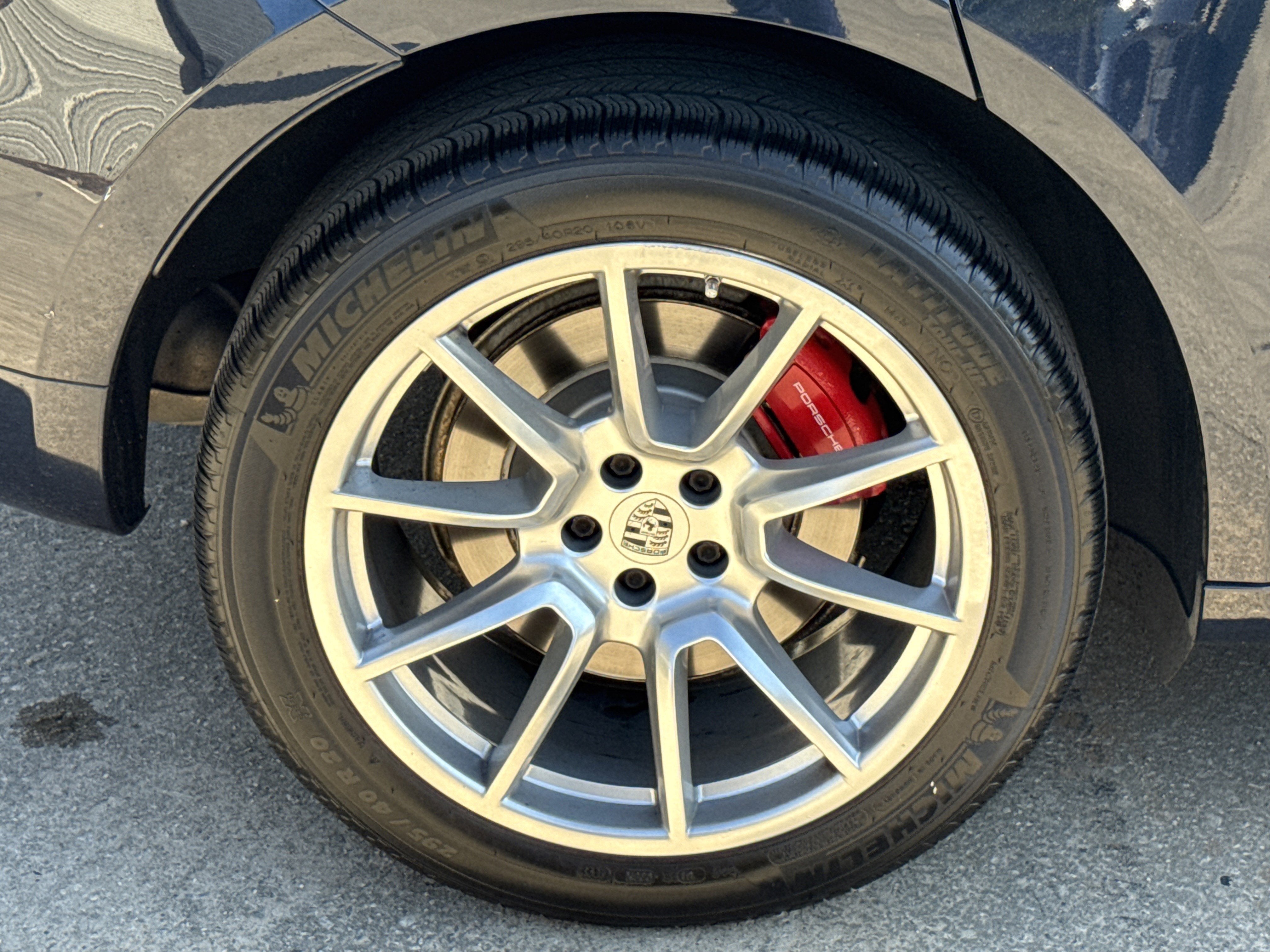 2018 Porsche Macan Turbo