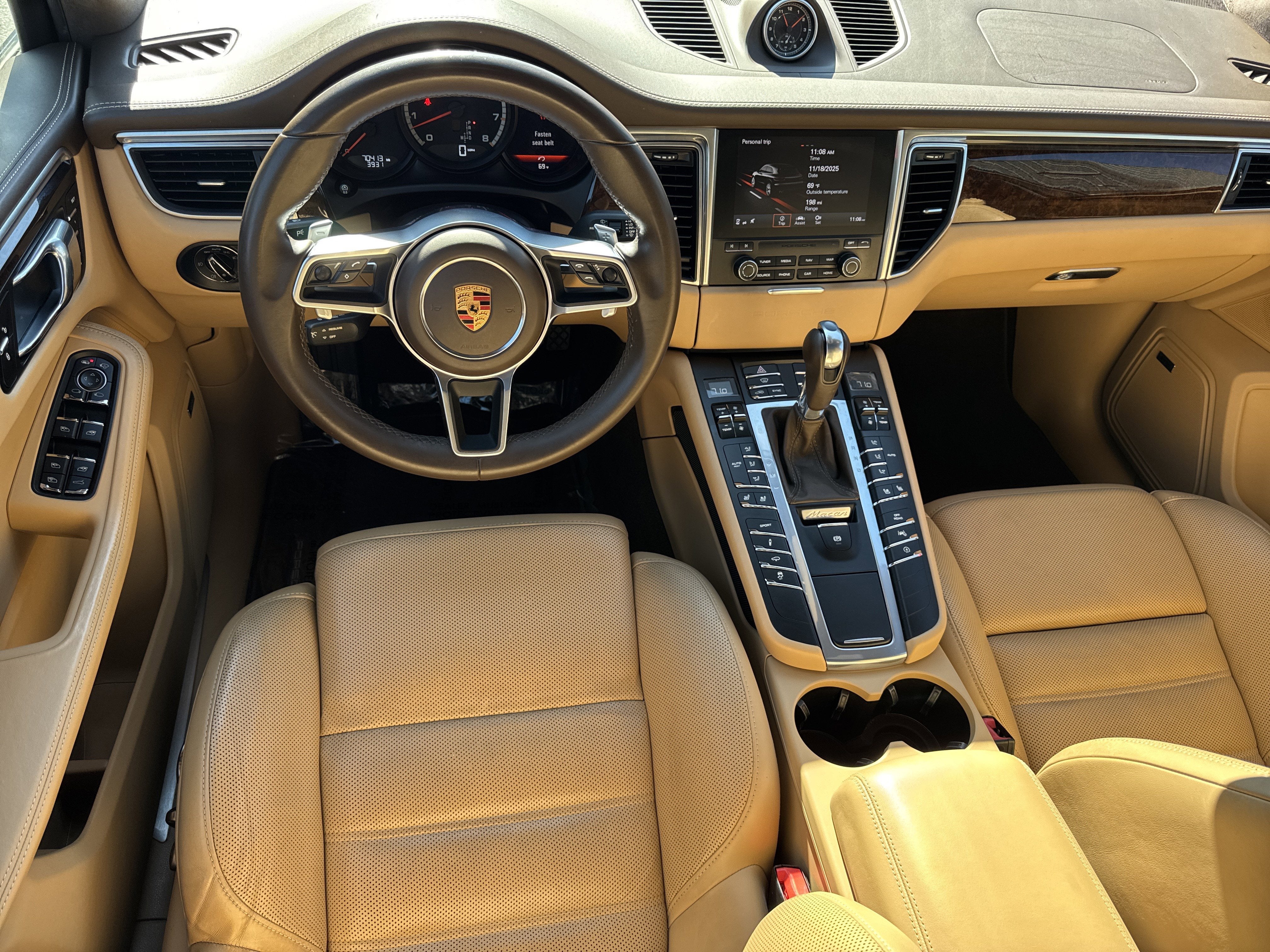 2018 Porsche Macan Turbo